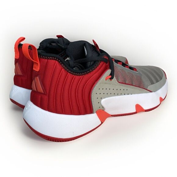 Adidas Trae Unlimited Metal Grey Red IF5611 Men Sz 10.5 Basketball Shoes Sneaker